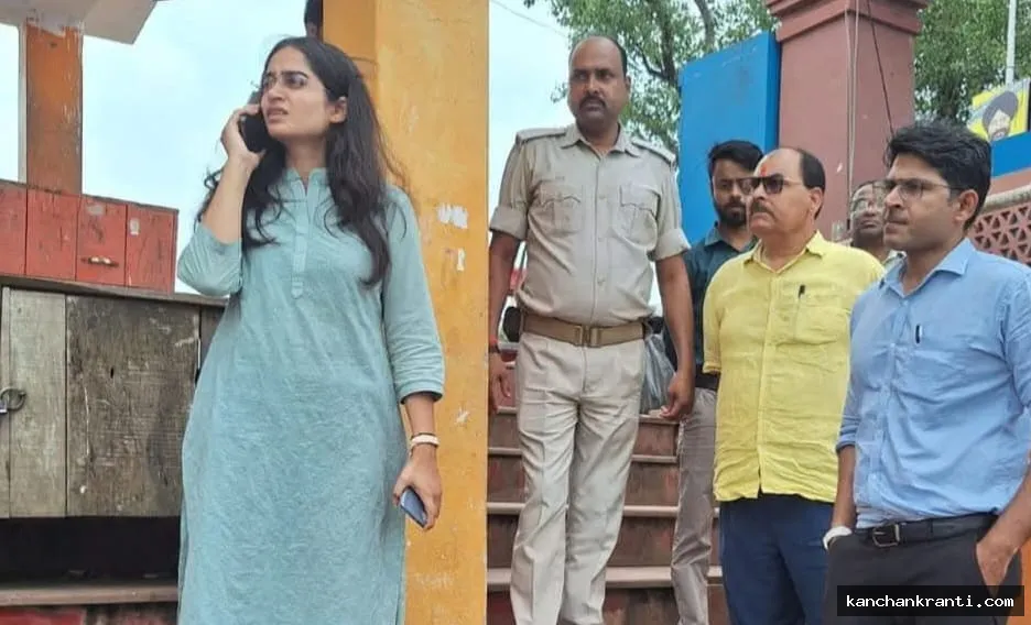 श्रावणी मेले को लेकर एक्शन मोड में देवघर नगर निगम: नगर आयुक्त ने दी 20 जुलाई की डेडलाइन, कांवरिया पथ में 24 घंटे मिलेगी पानी की सुविधा