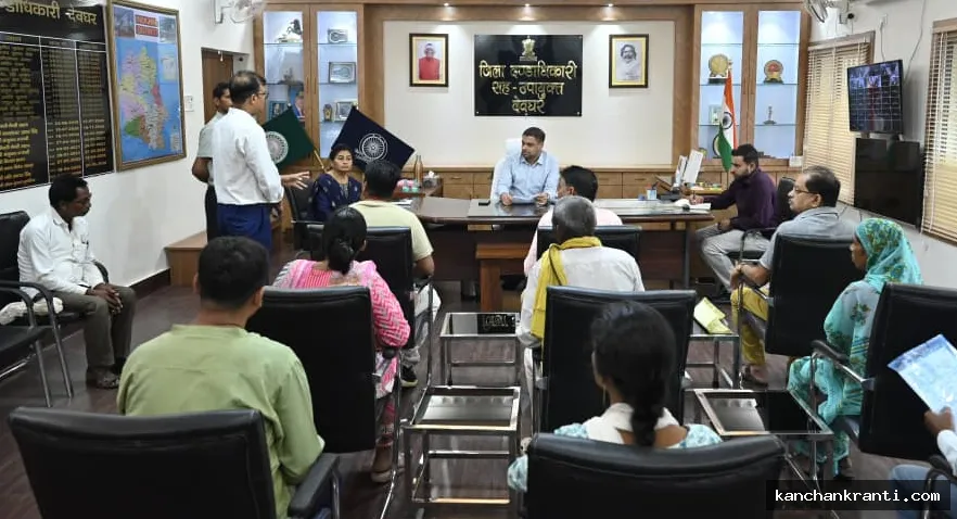 देवघर: बंद स्कूल के लिए वैकल्पिक भवन तलाशे जाएंगे, लापरवाह अफसरों को दी चेतावनी