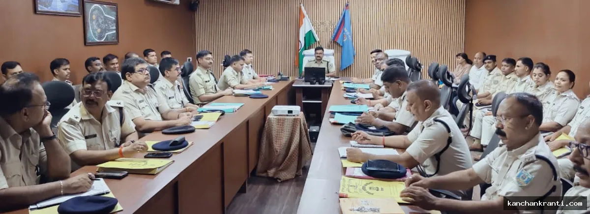 देवघर में सुधरेगी ट्रैफिक व्यवस्था, थमेगा साइबर क्राइम! एसपी ने थानों को थमाया बड़ा टास्क, श्रावणी मेले पर विशेष नजर