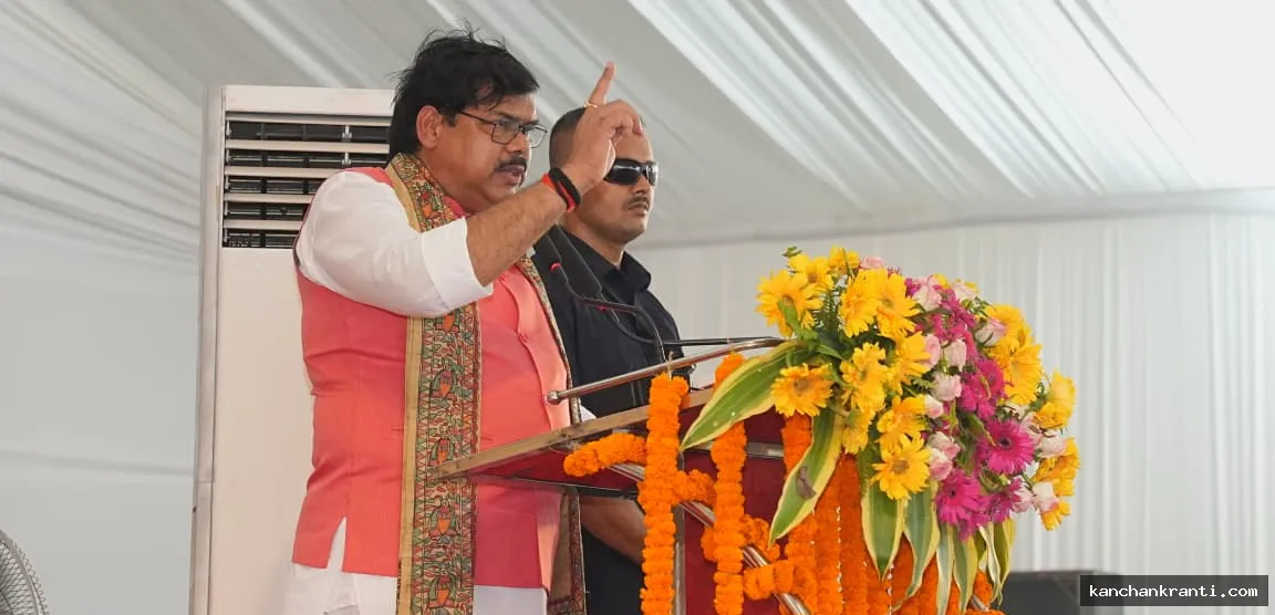 मिड-डे मील में मिली छिपकली की पूंछ: शिक्षा मंत्री मिथिलेश तिवारी सख्त, DM को जांच और दोषियों पर कड़ी कार्रवाई के निर्देश