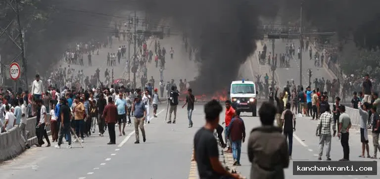 कांवड़िया यात्रा में विवाद के बाद भड़का नेपाल ! हिंसा, आगजनी, पथराव के बाद कई शहरों में कर्फ्यू; सेना ने संभाला मोर्चा