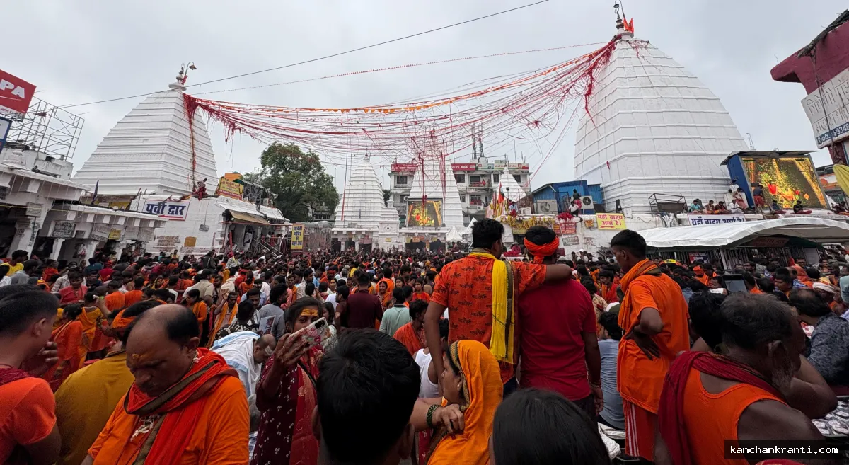 देवघर में 1.27 लाख से अधिक श्रद्धालुओं ने किया जलार्पण, सीमा में डबल डेकर वाहनों पर पूर्ण रोक