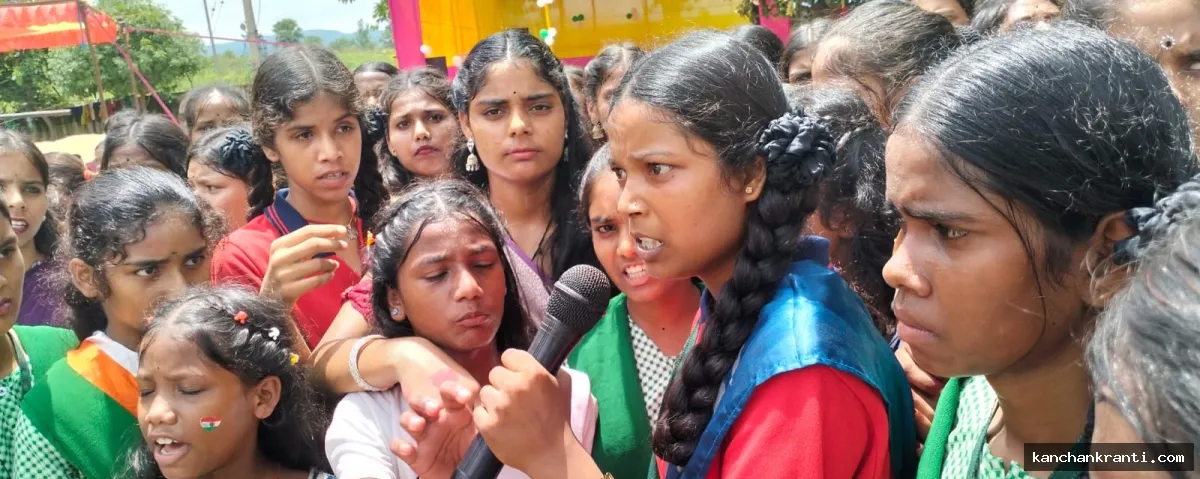 कस्तूरबा विद्यालय की छात्राओं का हंगामा, बीडीओ के समक्ष रो-रोकर बयां किया शिक्षकों की कमी का दर्द