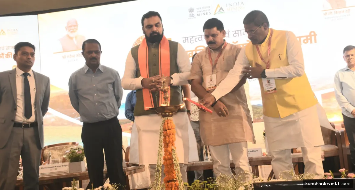 शिक्षा में पारदर्शिता के लिए 'विद्यार्थी सहयोग पोर्टल' लॉन्च, बिहार में 15 अक्टूबर से शुरू होगा खनन कार्य: मुख्यमंत्री सम्राट चौधरी