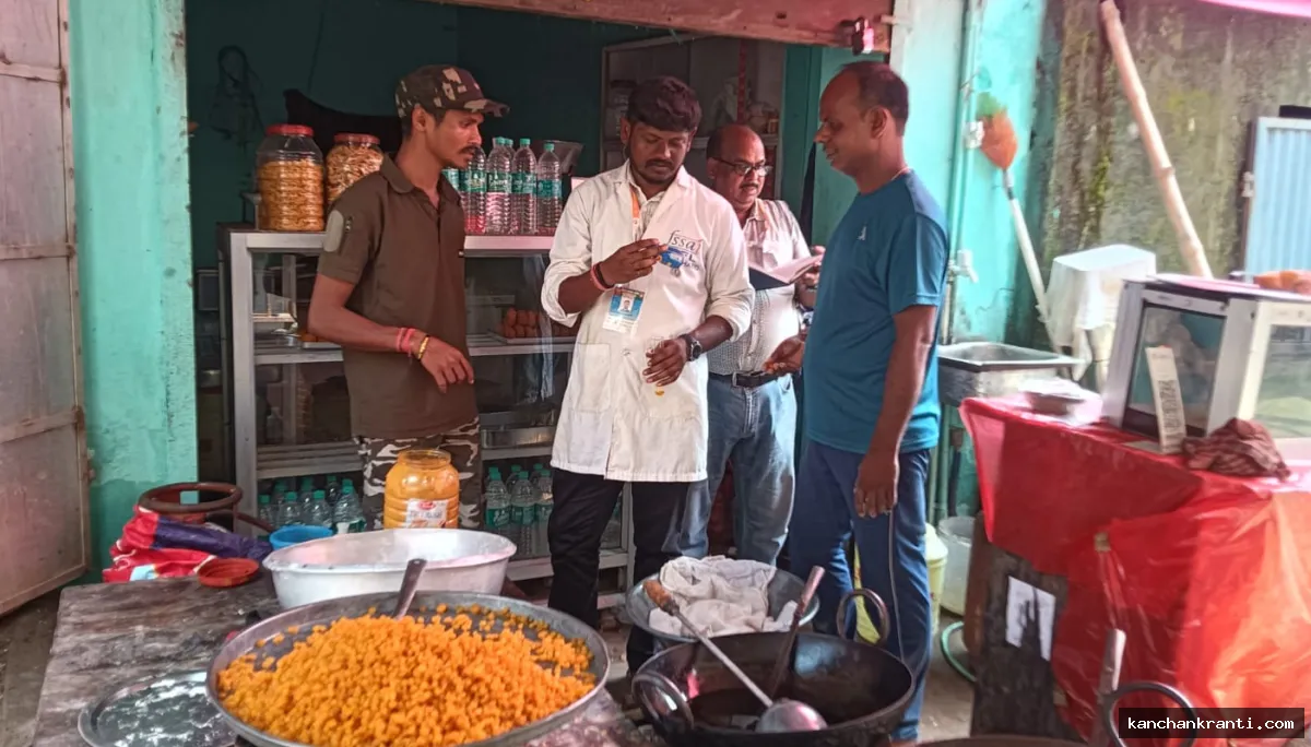 मिलावटखोरों पर नकेल: खाद्य सुरक्षा विभाग ने 44 प्रतिष्ठानों में मारा छापा, लैब भेजा गया इलायची दाना का सैंपल