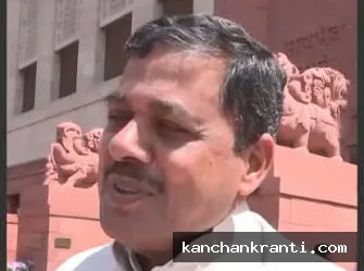 बिना वारंट आधी रात घर में घुसी पुलिस, बांका सांसद ने लगाए गंभीर आरोप