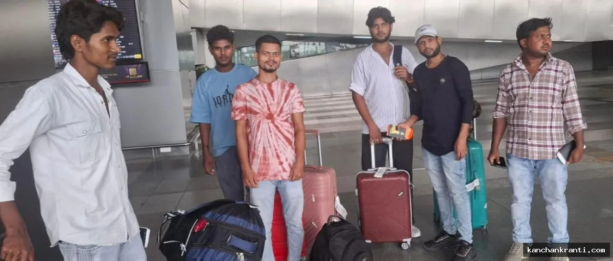 दुबई में फंसे बिहार के सात युवक सकुशल लौटे घर, परिजनों में छाई खुशी