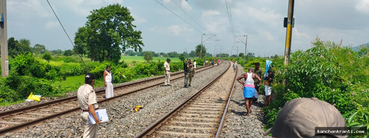 BREAKING NEWS : जमुई में दर्दनाक हादसा, ट्रेन के गेट पर खड़े होकर घर देख रहे भाई-बहन की गिरकर मौत