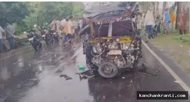 Saran News : बेकाबू ट्रक की टक्कर से ई-रिक्शा के उड़े परखच्चे, 4 की मौत; डॉक्टर के पास से लौट रहा था परिवार