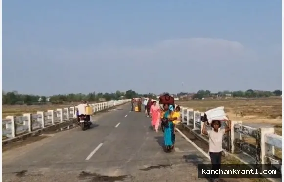 जमुई-कौआकोल मार्ग पर बदला ट्रैफिक रूट : 20 साल पुराना कॉजवे हुआ क्षतिग्रस्त, भारी वाहनों के आवागमन पर तत्काल रोक