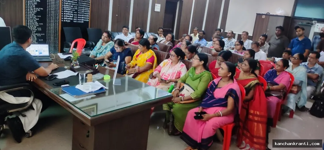 मतदाता सूची पुनरीक्षण को लेकर समीक्षा बैठक, SDM ने दिए पारदर्शिता और तेजी के निर्देश