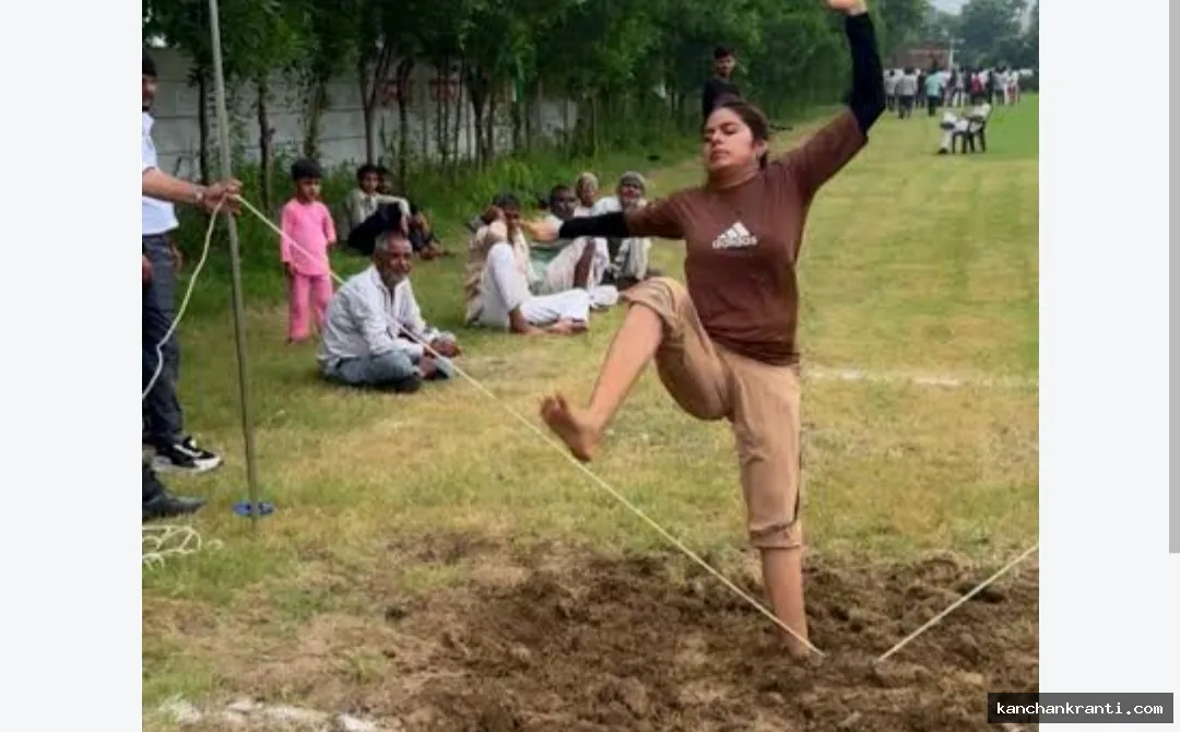 इंदिरा गांधी कॉलेज में युवा कनेक्ट कार्यक्रम आयोजित: खेल और वित्तीय साक्षरता का दिया संदेश