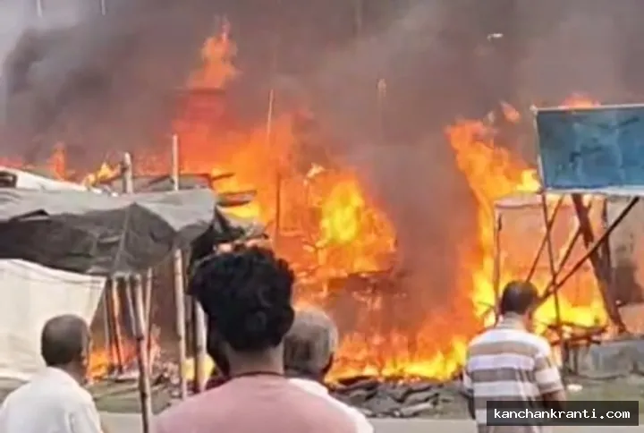 बोकारो डेली मार्केट में भीषण आग, 8 दुकानें जलकर खाक; लाखों के नुकसान की आशंका
