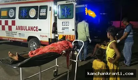यूपी में भीषण सड़क हादसा: डिवाइडर से टकराकर पलटी पिकअप, 6 लोगों की मौत और 24 से अधिक घायल