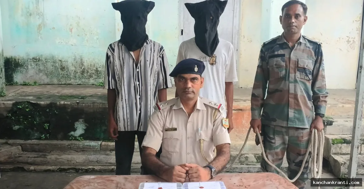 देवघर पुलिस की बड़ी कार्रवाई: पीएम किसान योजना और कस्टमर केयर के नाम पर ठगी करने वाले 2 साइबर अपराधी गिरफ्तार