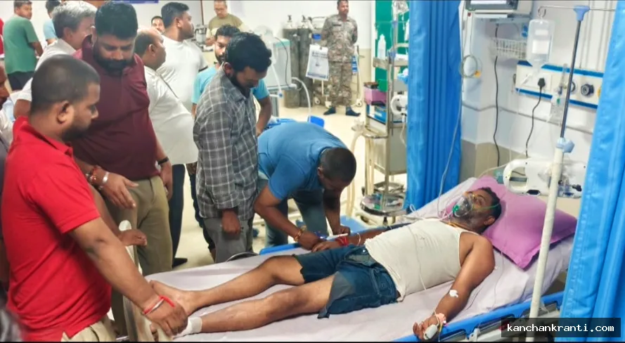हंसडीहा-पोड़ैयाहाट मुख्य मार्ग पर भीषण सड़क हादसा: तारापीठ जा रही तेज रफ्तार स्कॉर्पियो पलटी, हादसे में एक की मौत, कांग्रेस नेता समेत चार घायल