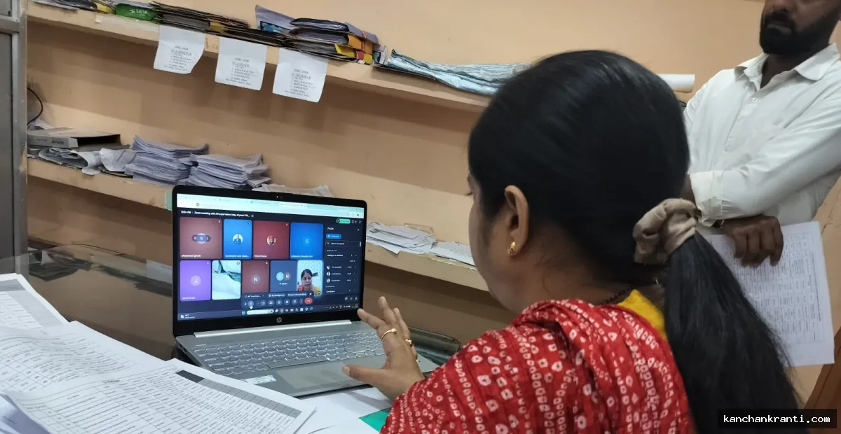 देवघर में प्रशासन सख्त: प्रज्ञा केंद्र संचालक गलत तरीके से न बनाएं जाति-आवासीय प्रमाण पत्र, बीएलओ बढ़ाएं फॉर्म-6 की एंट्री