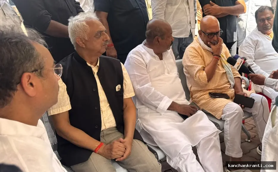 महिला पत्रकार दिव्या श्रीवास्तव प्रकरण: कांग्रेस प्रदेश अध्यक्ष अजय राय बोले- सवाल पूछने पर नौकरी छीनना और धमकी देना तानाशाही