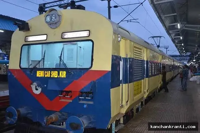 टाटानगर-आसनसोल मेमू ट्रेन लाइन के टुकड़े से टकराई, बाल-बाल बची कई जान