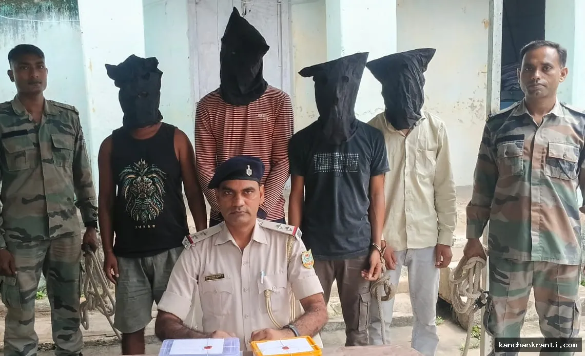 देवघर साइबर थाने की बड़ी कार्रवाई: फर्जी कस्टमर केयर और APK फाइल भेजकर ठगी करने वाले 4 साइबर अपराधी गिरफ्तार