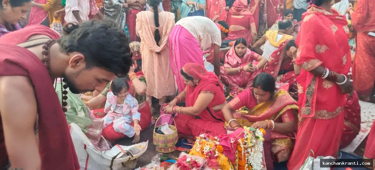 समर्पण और अटूट प्रेम का प्रतीक हरितालिका तीज पर सुहागिनों ने रखा निर्जला व्रत, बाबा बैजनाथ मंदिर में उमड़ी भारी भीड़