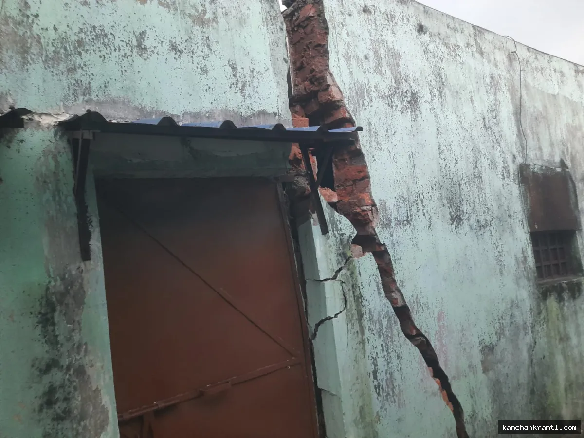 छाताबाद में धंसी धरती: आधा दर्जन नए घरों में दरारें आने से सहमे लोग, बीसीसीएल ने बनाया राहत शिविर