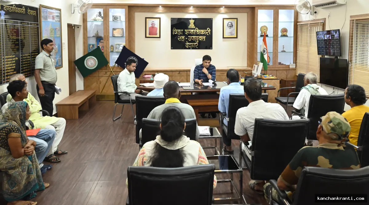 देवघर उपायुक्त ने लगाया जनता दरबार, चावाडीह में सड़क निर्माण में गड़बड़ी की जांच के आदेश