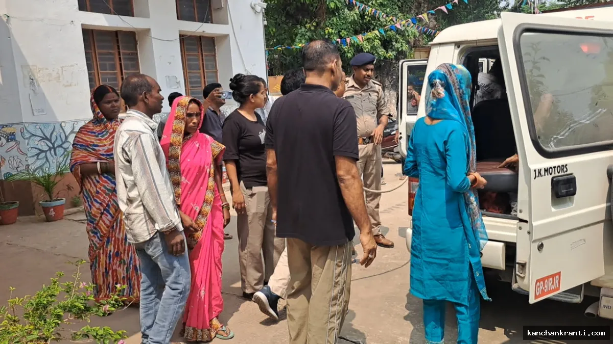 गुजरात से प्रेमी संग फरार नाबालिग जमुई के मड़वा से बरामद, प्रेमी गिरफ्तार; कोर्ट में पेशी के बाद गुजरात पुलिस दोनों को साथ ले गई