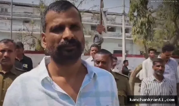 एसटीएफ को मिली बड़ी सफलता: सरैया आभूषण व्यवसायी गोलीकांड का ढाई साल से फरार वांटेड दीपक सिंह गिरफ्तार