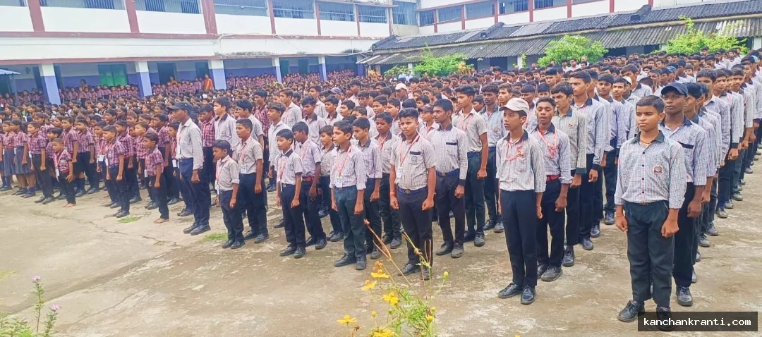 वंदे मातरम् के 150 वर्ष पूर्ण : गोड्डा के ललमटिया में 2500 छात्र-छात्राओं और अभिभावकों ने किया ऐतिहासिक सामूहिक गायन