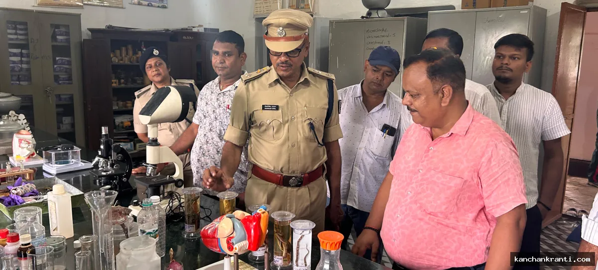 सिकंदरा में बोले जमुई एसपी: सोशल मीडिया का सही इस्तेमाल भविष्य को संवारेगा, पढ़ाई और अनुशासन पर दें जोर