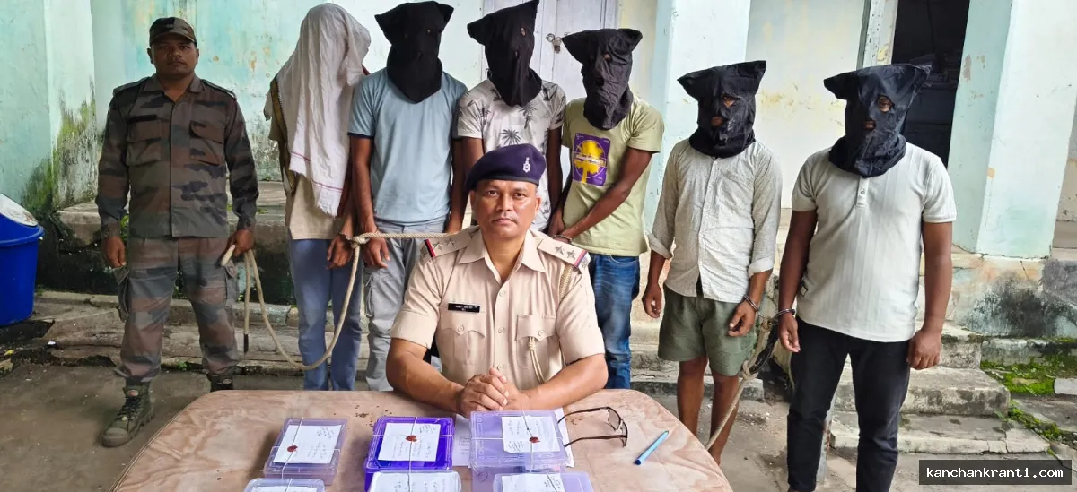 देवघर पुलिस की बड़ी कार्रवाई: साइबर ठगी करने वाले 6 शातिर गिरफ्तार, मोबाइल और सिम कार्ड बरामद