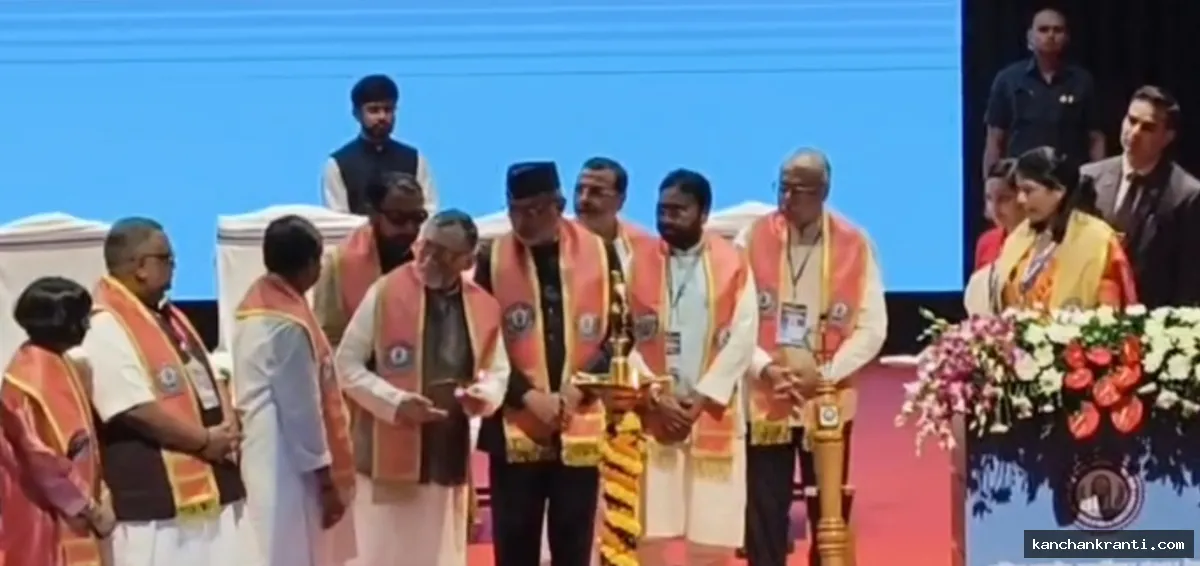 एम्स देवघर के दूसरे दीक्षांत समारोह में बोले उपराष्ट्रपति सीपी राधाकृष्णन- केवल डिग्री नहीं, सेवा और संवेदना को बनाएं अपना धर्म