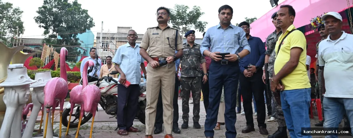 अफवाह फैलाने वालों पर पैनी नजर, CCTV और अग्निशमन यंत्र अनिवार्य: देवघर में सौहार्दपूर्ण वातावरण में दुर्गा पूजा मनाने की अपील