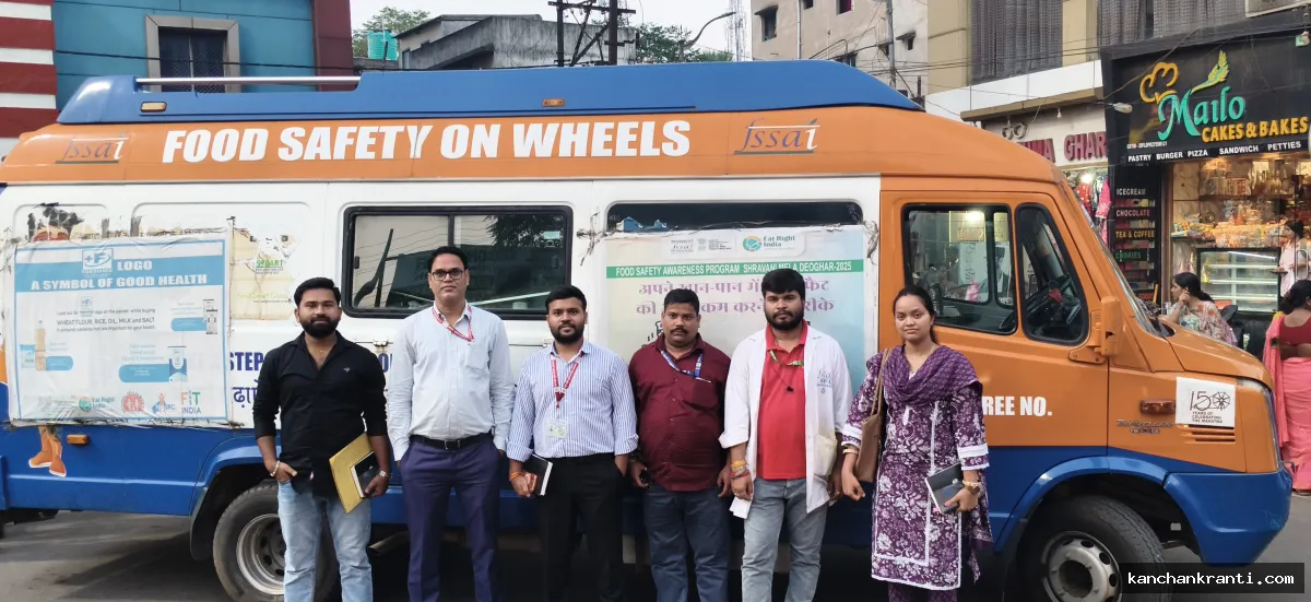 दुर्गा पूजा पर देवघर में खाद्य सुरक्षा विभाग की बड़ी कार्रवाई: 35 दुकानों पर छापेमारी, बंशीवाला से पनीर का सैंपल सील,  अवंतिका को नोटिस