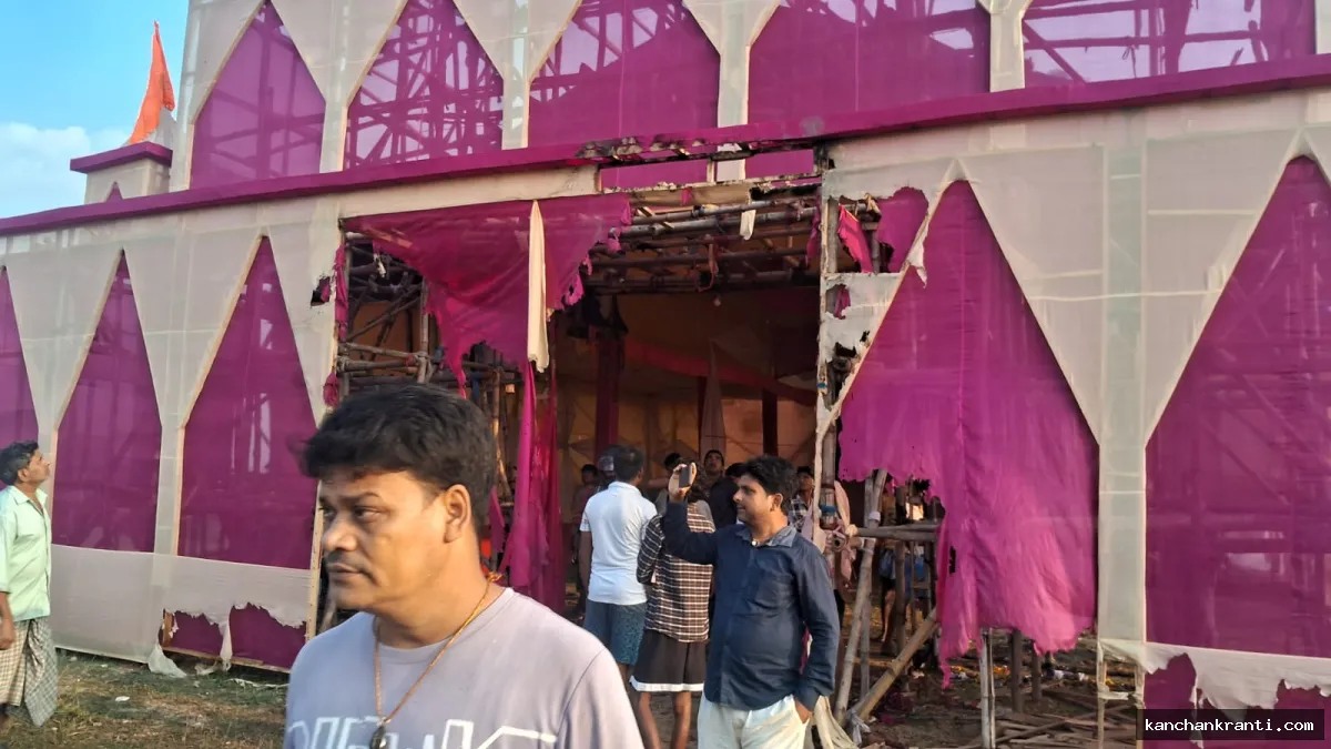 दुर्गा पूजा पंडाल में शरारती तत्वों ने लगाई आग, एक संदिग्ध हिरासत में