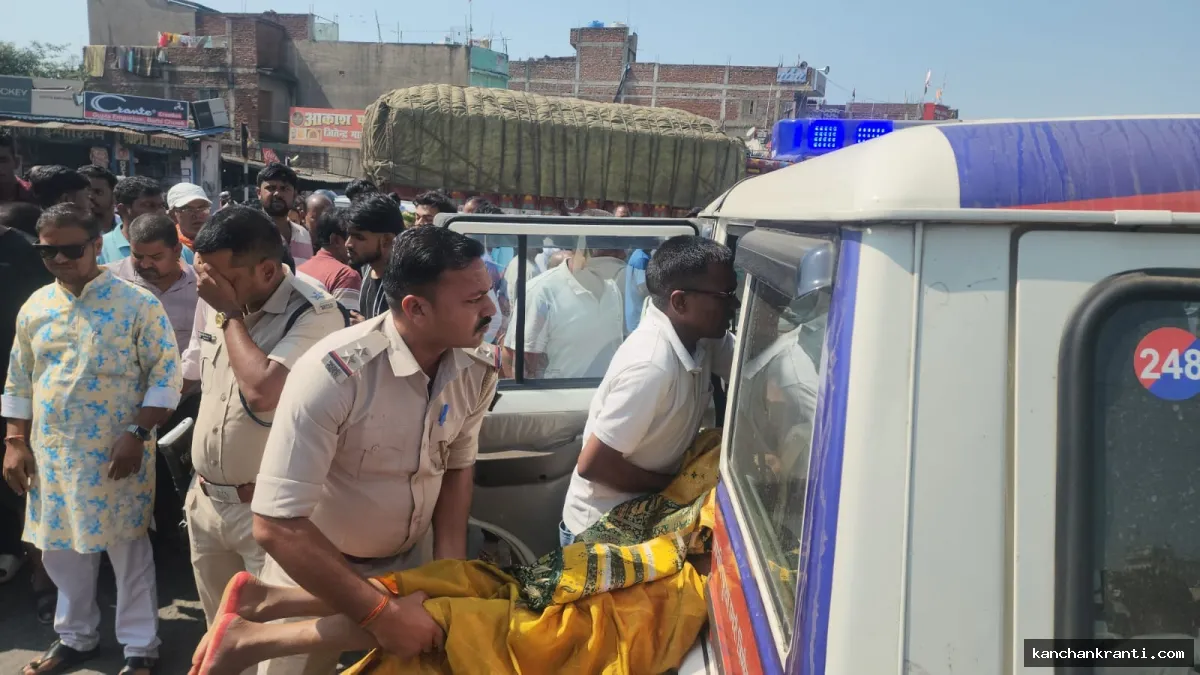 सड़क हादसा: अज्ञात वाहन की चपेट में आने से मां और दो साल के मासूम बेटे की मौत, तीन बच्चे सुरक्षित