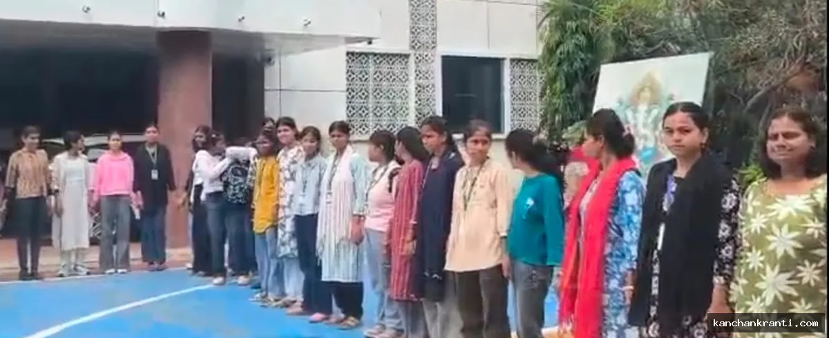 राष्ट्रीय एकता दिवस पर मगध महिला कॉलेज की छात्राओं ने ली शपथ, अखंड भारत के निर्माण का लिया संकल्प