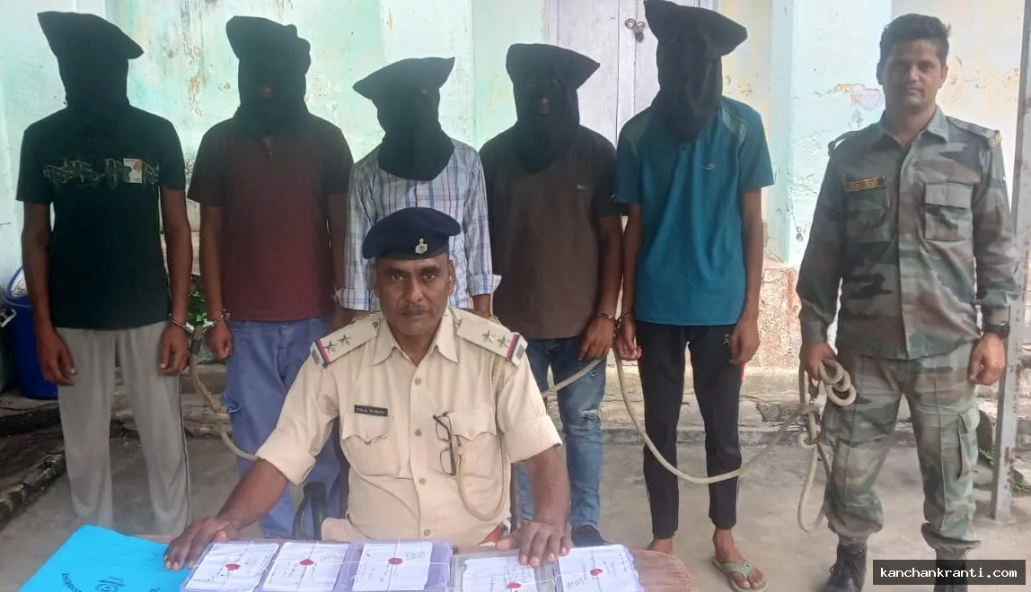 देवघर में साइबर ठगों के खिलाफ बड़ी कार्रवाई: फर्जी कस्टमर केयर और APK फाइल भेजकर ठगी करने वाले 5 शातिर गिरफ्तार